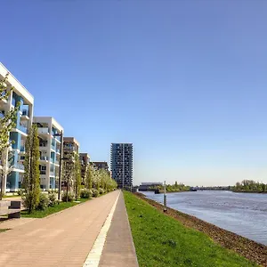 Plenus Cloudloft River Bremen
